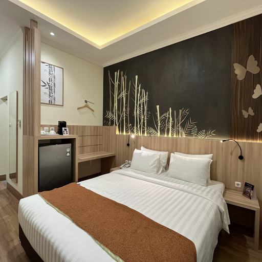 Bedroom 8