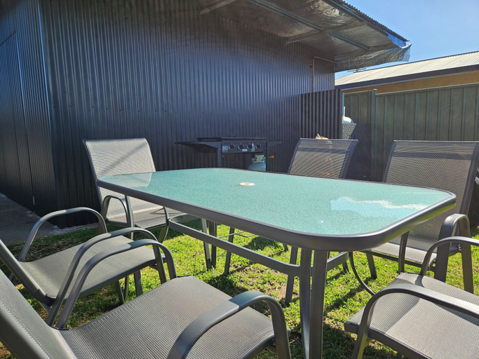 Others 5, Leeton Centre Motel, Leeton