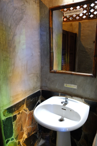 Bathroom 5, Saithong Guest House Old City, Muang Chiang Mai
