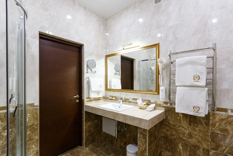 Bathroom 3, Hotel Legenda, Aksayskiy rayon