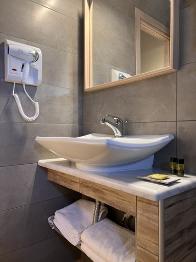 Bathroom 5, Luxor Suites Venizelou, Central Macedonia