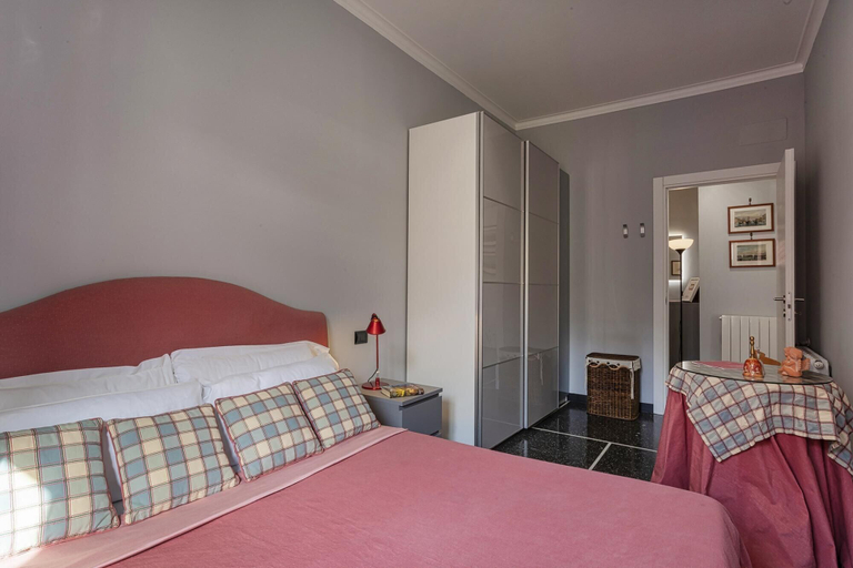 Bedroom 3, L Aria del Mare by Wonderful Italy, Genova