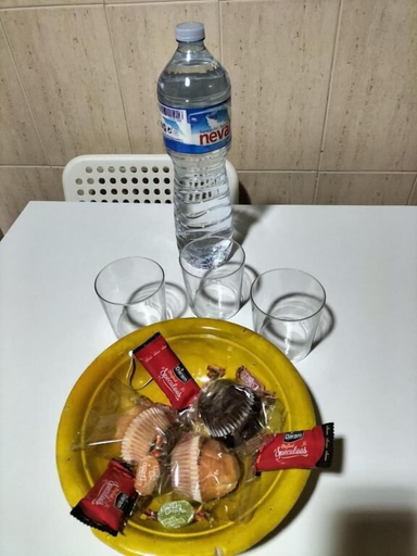 Food & Drinks