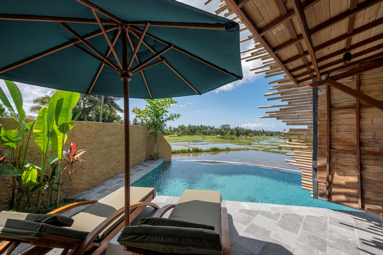 Swimming Pool 21
