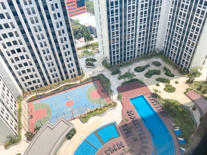 Exterior & Views 2, Homey and Warm Studio Room Pollux Chadstone Apartment By Travelio, Cikarang