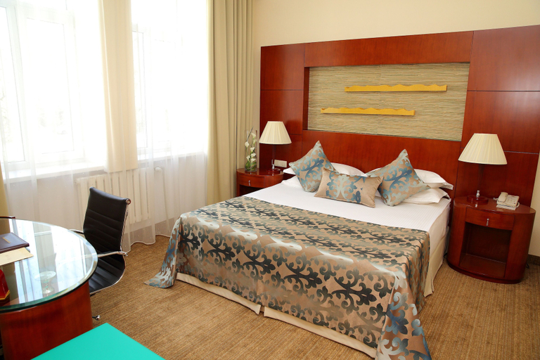 Bedroom 3, Park Hotel Bishkek, Bishkek