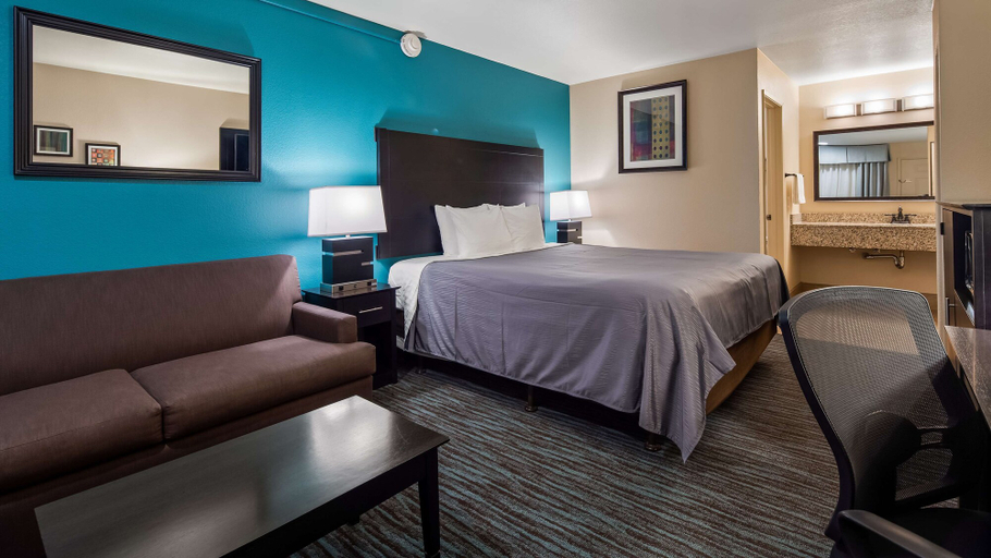 Bedroom 3, Best Western Apricot Inn, Fresno