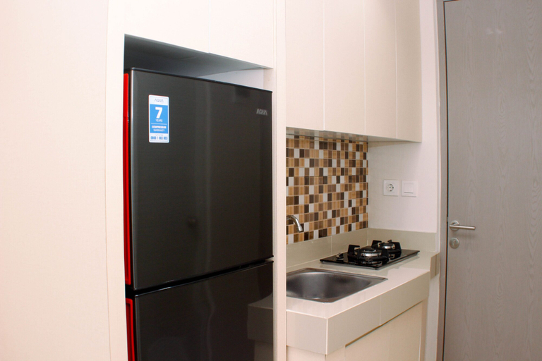Private kitchen 3, Luxurious Studio At Vasanta Innopark Apartment, Cikarang