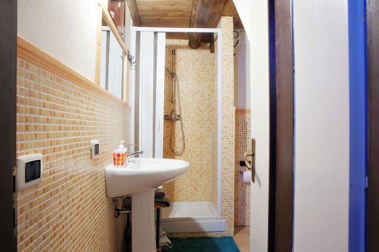 Bathroom, Guest House La Casetta, Enna