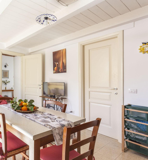 Room 3, Salomone Apartment 15 With Terrace by Wonderful Italy, Syracuse