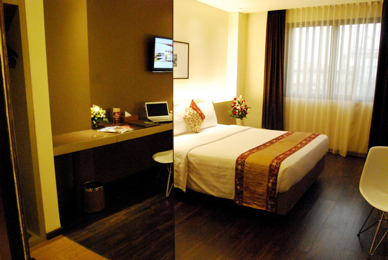 Bedroom 8