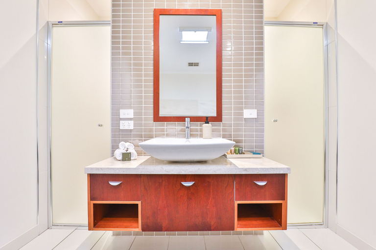 Bathroom 5, Indulge Apartments Langtree, Mildura - Pt A