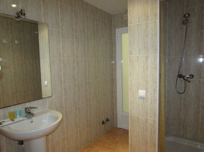 Bathroom 4, Cortijo Media Legua, Almería