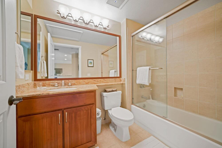 Bathroom 5, Mauna Lani Golf Villas #q22, Hawaii