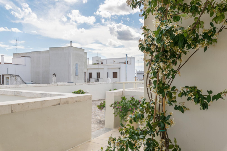 Exterior & Views 2, 1940 Luxury Accommodations - Diamante Boutique Apartment, Brindisi