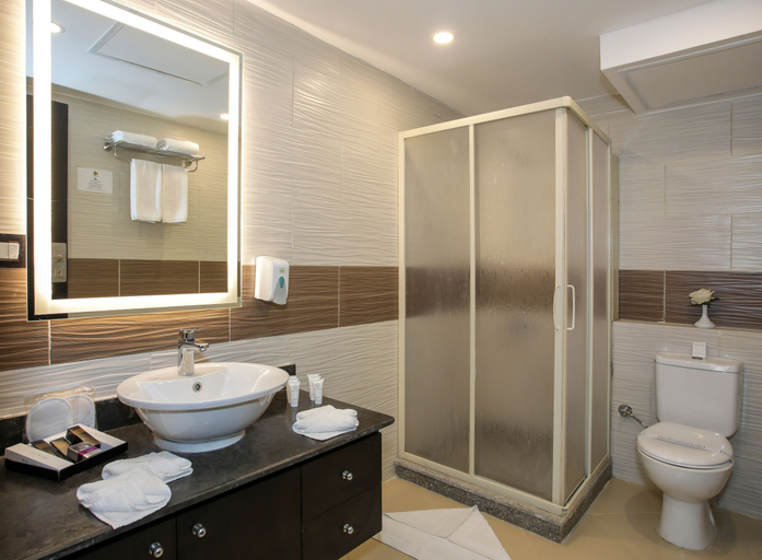 Bathroom 4, Elite Residence Tulip & Aqua Park, 'Ataqah