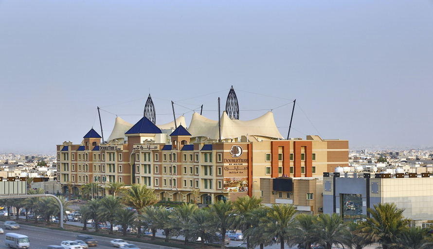 Exterior 8