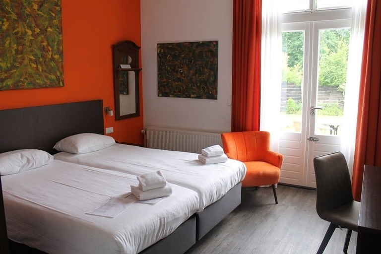 Bedroom 5, Hotel Oranjeoord, Apeldoorn