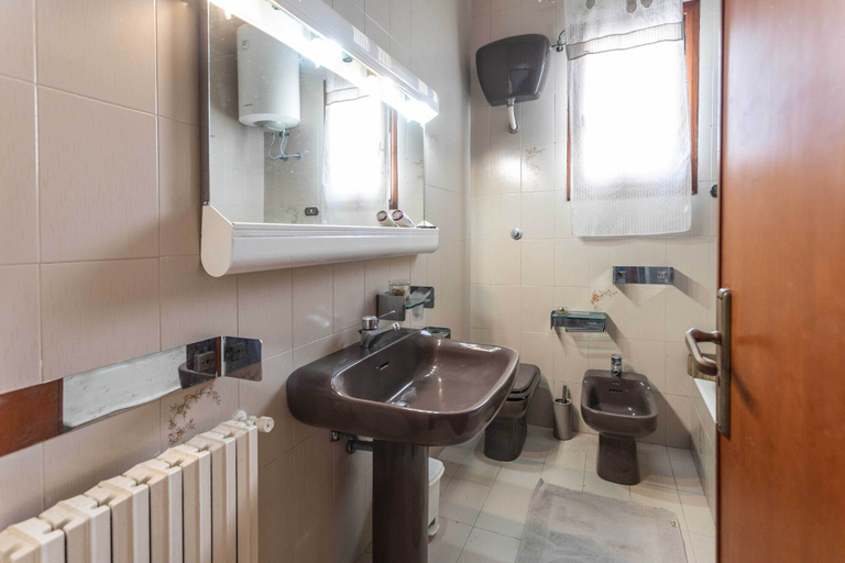 Bathroom, Appartamento Tricarico, Lecce