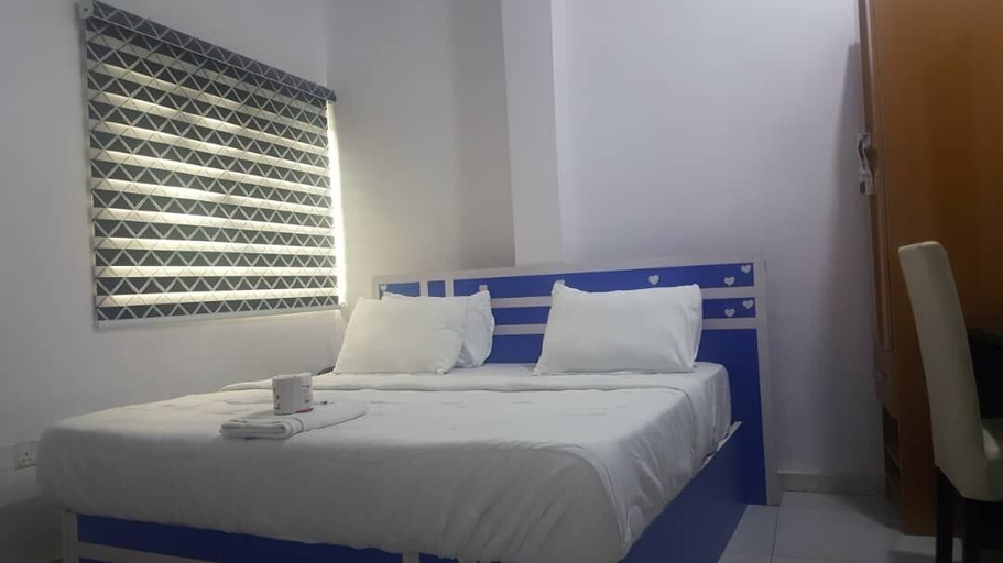Bedroom 2, Blumerrit Hotel & Suites, Kosofe