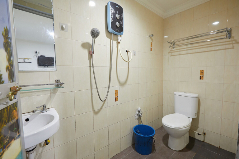 Bathroom 3, Kristal Inn Hotel UITM Shah Alam, Shah Alam