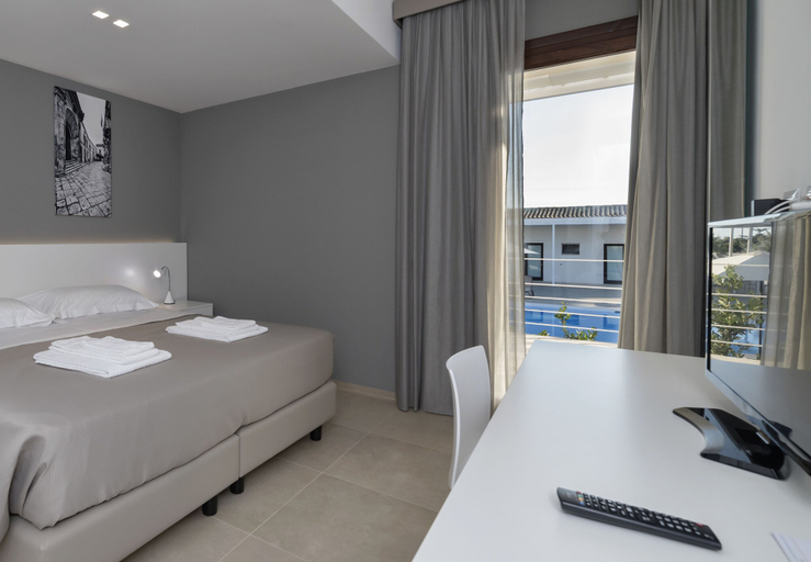 Bedroom 5, Southeast hotel, Ragusa