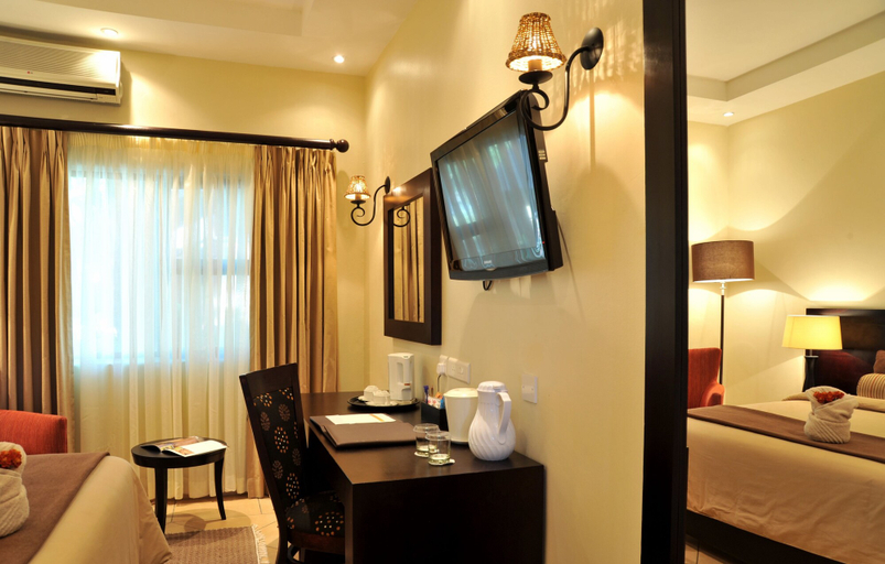 Bedroom 2, Cresta Riley's, Ngamiland East