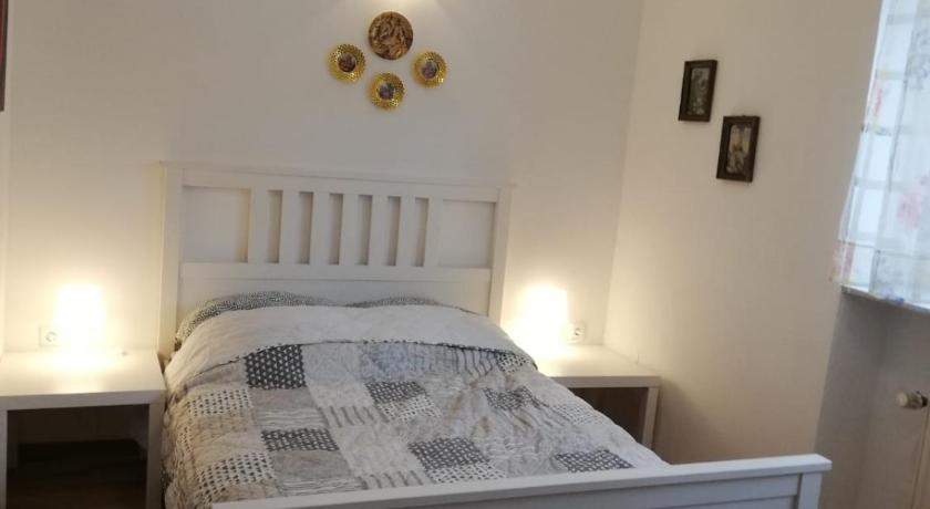 Bedroom 2, Sunflower, Zweibrücken
