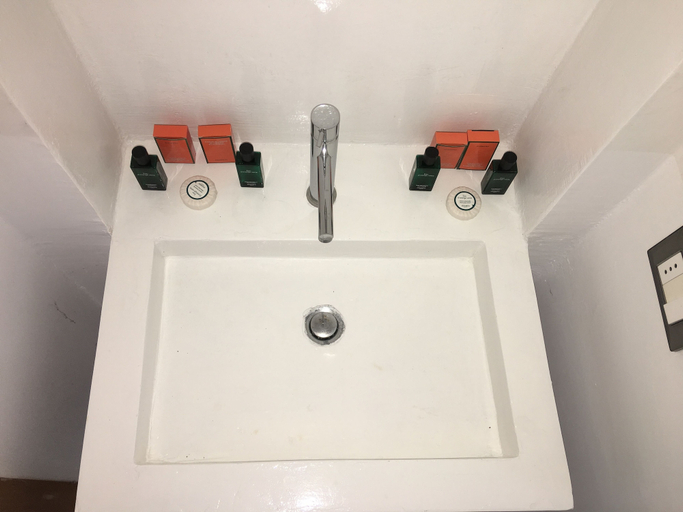 Bathroom 3, Suite Palazzo Guerrieri da Fermo, Mantua