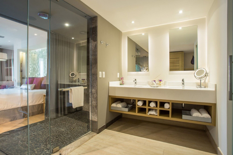 Bathroom 5, Breathless Riviera Cancun Resort & Spa - Adults Only - All Inclusive, Benito Juárez