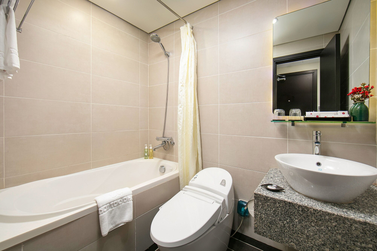 Bathroom 4, Hanoi Tokyo Hotel, Hoàn Kiếm