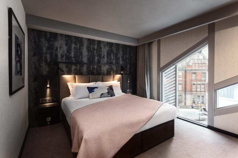 Bedroom 5, Montcalm East, Autograph Collection, London