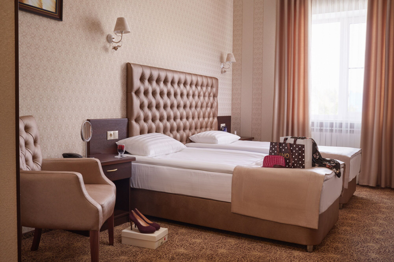Bedroom 2, Hotel Legenda, Aksayskiy rayon