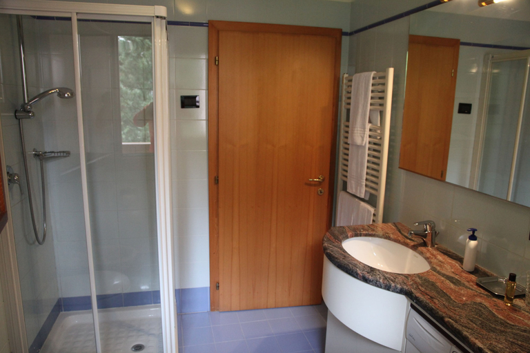 Bathroom 3, Residence Lagorai, Trento