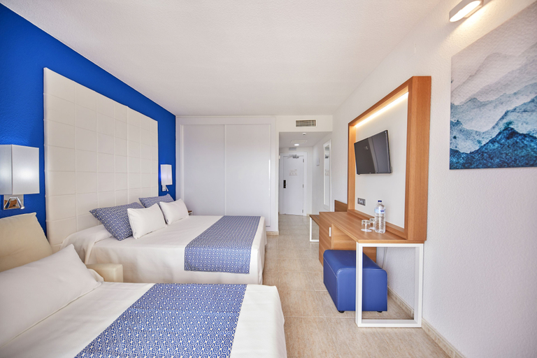 Bedroom 3, Ibersol Torremolinos Beach, Málaga