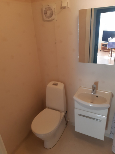Bathroom 4, Westerås Gard, Stranda