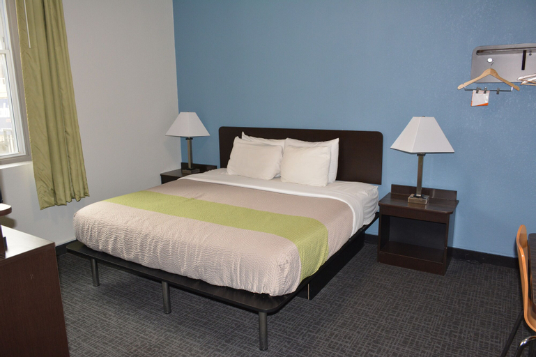 Bedroom 19