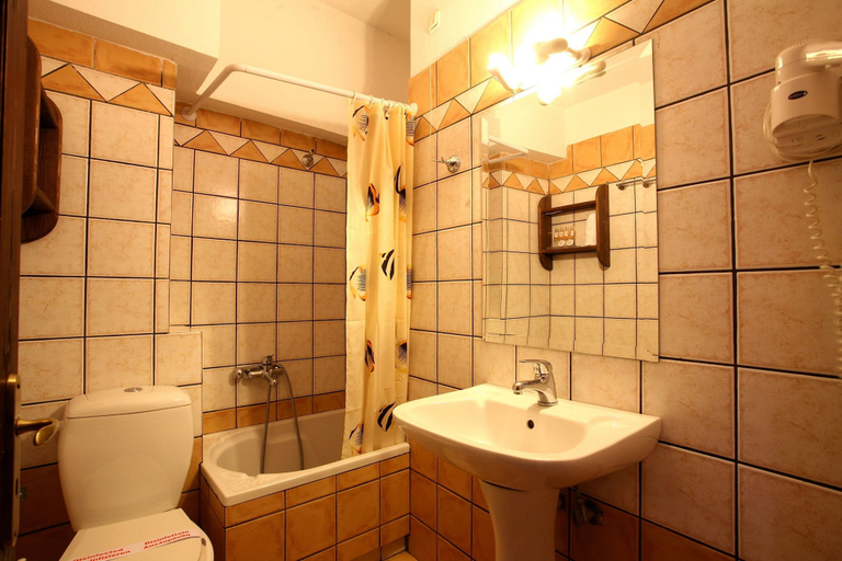 Bathroom, Fretzato Traditional Guest House, Thessaly