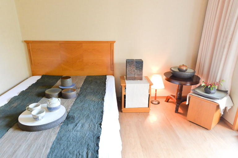 Others 5, Daedong Hotel, Jeju