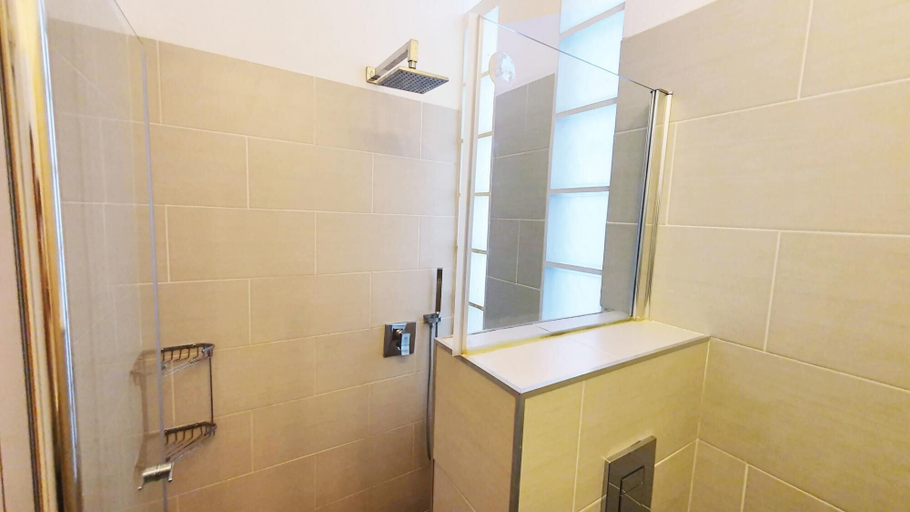 Bathroom 4, Masaryk Musk in Bat Yam