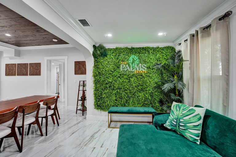 Interior 3, Immaculate 3-bed House in West Palm Beach, Palm Beach