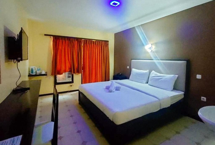 Bedroom 3, RedDoorz @ Carlton-Martin Hotel Masbate City, Masbate City