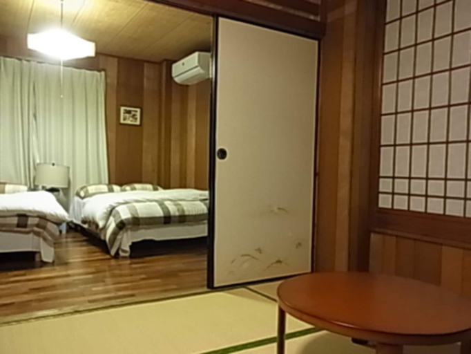 Bedroom, Kokusaburo House, Onna