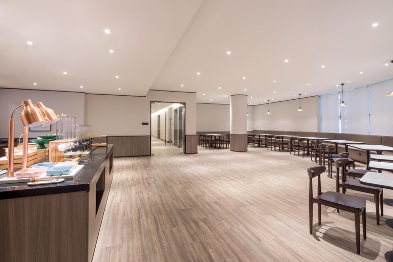 Food & Drinks 5, Hanting Hotel Tongcheng Chaonan Road, Anqing