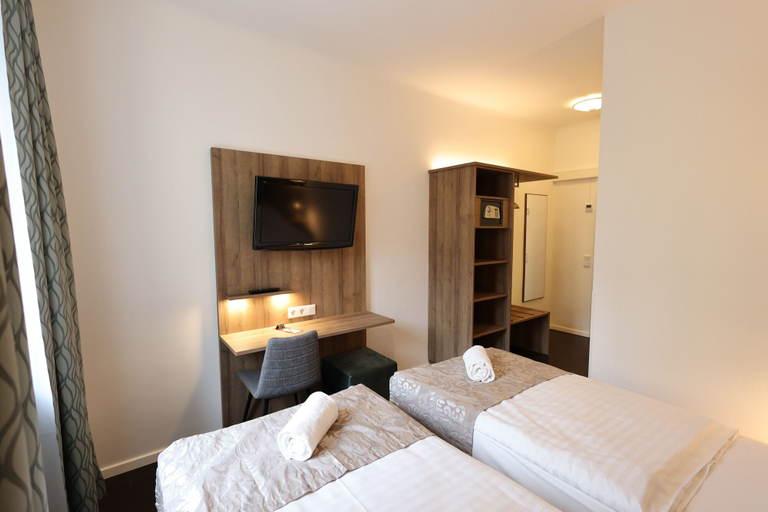 Bedroom 4, Altstadt Hotel Hofwirt Salzburg, Salzburg