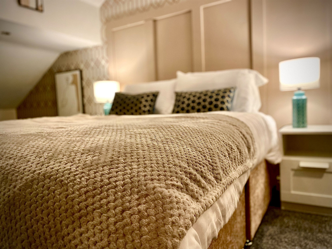 Bedroom 2, Captivating 4-bed Hot Tub House in Blackpool, Lancashire