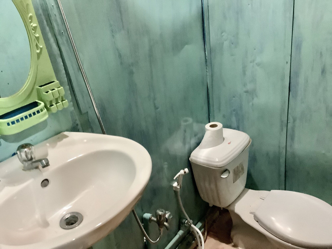 Bathroom, Cocohuts Cambodia, Sihanoukville