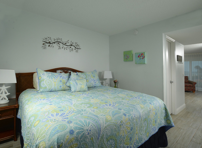 Bedroom 3, Tuckaway Shores Resort, Brevard