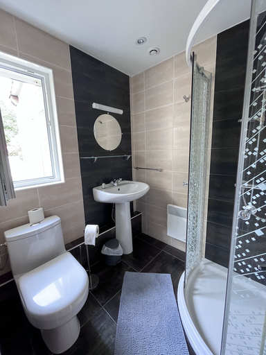 Bathroom 5, Villa de L Eguille, Charente-Maritime