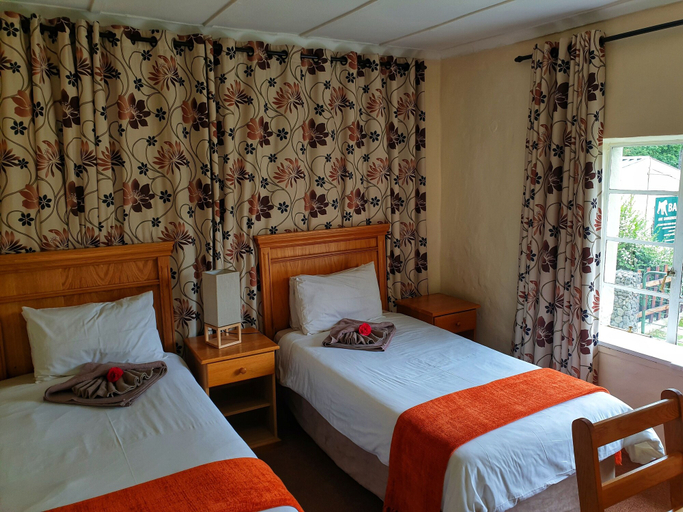 Bedroom 4, Mountain View Cottages Self Catering, Sisonke